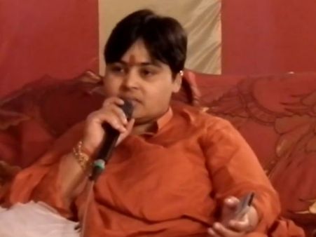 கிறிஸ்தவர்களுக்கும், முஸ்லீம்களுக்கும் கட்டாய கருத்தடை ஆபரேஷன்: பெண் சாமியார் சர்ச்சை பேட்டி