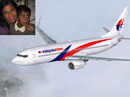 சுட்டு வீழ்த்தப்பட்ட மலேசிய விமானம்- பலியான தமிழ் பெண்ணின் பாஸ்போர்ட் எரிந்த நிலையில் கண்டெடுப்பு