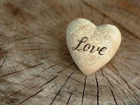 ஒரு தலைக்காதல்... காதலை ஏற்க மறுத்த கல்லூரி மாணவி மீது காரை ஏற்றி கொலை முயற்சி