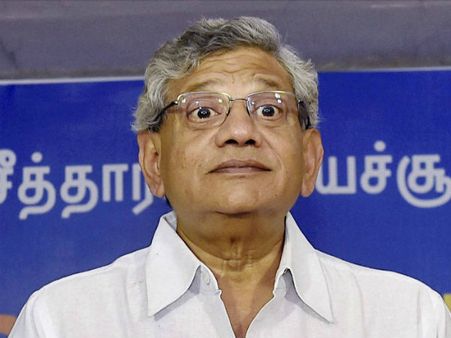 மோடியின் வெளிநாட்டுப் பயணத்தால் நன்மையே இல்லை: யெச்சூரி தாக்கு!