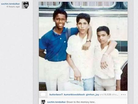 நண்பன் காம்ப்ளியுடன் பள்ளிப் பருவத்தில் எடுத்த போட்டோவை வெளியிட்ட சச்சின்