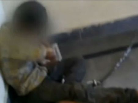 ஆந்திரா போலீசின் மிருகத்தனம்..13 வயது சிறுவனை 5 நாட்களாக சங்கிலியில் கட்டி வைத்து கொடூர சித்ரவதை!