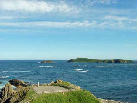 ஜப்பானில்.. ராவோடு ராவாக கடலுக்கு அடியிலிருந்து 50 அடி மேலே வந்த 1,000 அடி நிலம்!