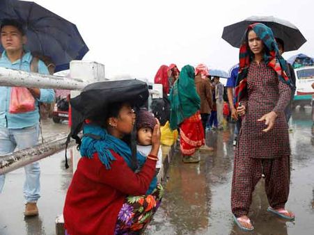 பாலியல் தொழிலுக்காக குழந்தைகளைக் கடத்தும் கும்பல்..... நிலநடுக்க நேபாளத்தில் அடுத்த அவலம்!!!