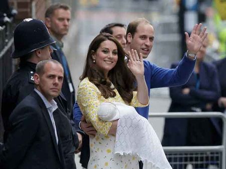 பிசினசில் அண்ணன் ஜார்சை பின்னுக்குத் தள்ளுவாரா குட்டி இளவரசி சார்லெட்??