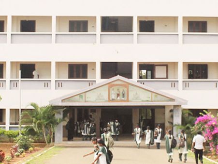 ஈரோட்டில் 2 கல்லூரிகளில் பொறியியல் விண்ணப்பங்கள் விநியோகம்!