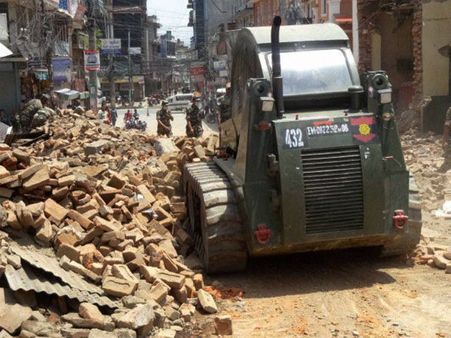 நகரையே தூக்கிப்போட்ட பூகம்பம்.. 80 செ.மீ உயரம் அதிகரித்த நேபாள தலைநகர் காத்மாண்டு!