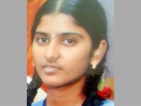 ஆடிட்டராவதே என் விருப்பம் - +2 