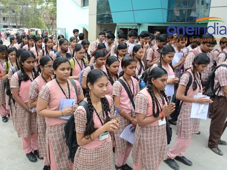 திருவள்ளூரில்.. முதல் 3 இடமும் தனியார் பள்ளிகளுக்கே!