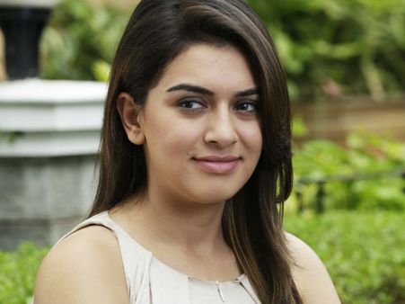 சத்தமில்லாமல் நேபாளத்திற்கு ரூ.6 லட்சம் அளித்த ஹன்சிகா