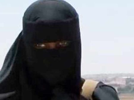 ஐஎஸ் தீவிரவாதிகளை விரும்பி மணந்த 3 யு.கே. மாணவிகள் ஈராக்கில் இருந்து தப்பியோட்டம்