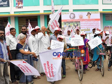 தனியார் பள்ளிகளுக்கு வாடகைக்கு விடப்படும் மாநகராட்சிப் பள்ளிகள்... எதிர்த்து சைக்கிள் பேரணி!