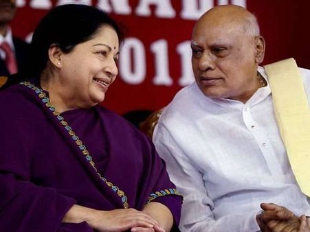 ஆட்சி அமைக்க ஜெயலலிதாவுக்கு ஆளுநர் அழைப்பு!