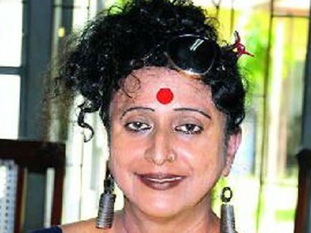 இந்தியாவிலேயே முதன்முறையாக... மே. வங்கத்தில் கல்லூரி முதல்வராக திருநங்கை நியமனம்