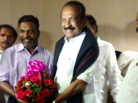 'கேப்டனை'த் தொடர்ந்து வைகோ, வாசனையும் சந்தித்தார் திருமா!