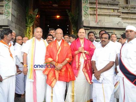 வளர்த்தா தாடி... எடுத்தா மொட்டை...: திருப்பதியில் ஓ.பி.எஸ் தரிசனம்