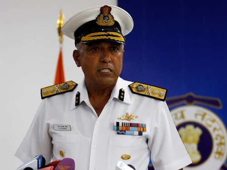 36 மணிநேரமாக தேடுதல்....3 விமானிகளும் பாதுகாப்பாக இருப்பார்கள்– கடலோர காவல்படை ஐ.ஜி எஸ்.பி.சர்மா