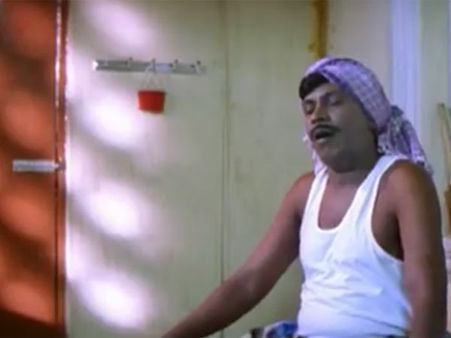 ஊர்ல எல்லோரும்தான் டாய்லெட் போறாங்க.. ஆனா இவங்களுக்கு மட்டும் ஏங்க இப்படியெல்லாம் நடக்குது??