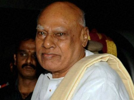 தமிழக அரசு மீதான எதிர்க்கட்சிகளின் ஊழல் புகார்கள்- விசாரணைக்கு ஆளுநர் பரிந்துரையா?