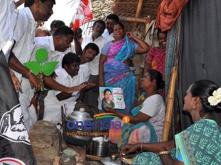 ஆர்.கே.நகர் வாக்காளர்களில் தாய்க்குலமே அதிகம்!