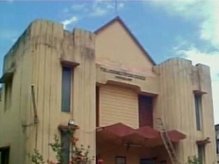 கொல்கத்தா சர்ச் பள்ளியில் குண்டுவெடிப்பு - 2 மாணவர்கள் படுகாயம்