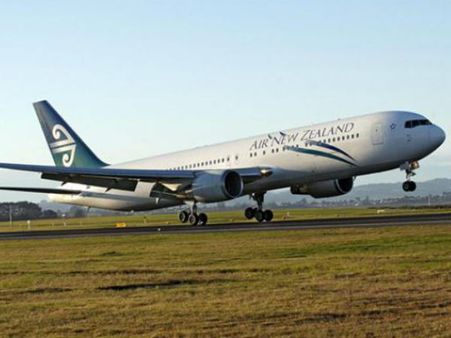 ரேடார் கோளாறு: நியூசிலாந்தில் 2 மணிநேரம் விமான சேவை நிறுத்தம்