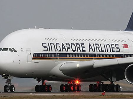 தவறுதலாக அடித்த “தீ” அலாரம்- கோலாலம்பூரில் தரையிறங்கிய மும்பை- சிங்கப்பூர் விமானம்