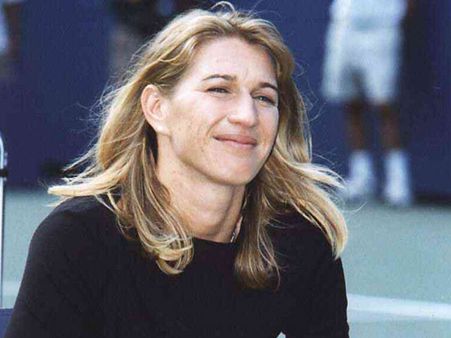 கேரள சுற்றுலாவை பிரமோட் செய்வாரா ஸ்டெபி கிராப்?