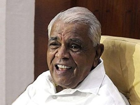 'சரக்கு அடிப்பது' அடிப்படை உரிமை, கவுரவத்தின் அடையாளம்... பா.ஜ.க. அமைச்சரின் பேச்சால் சர்ச்சை