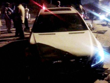 ஹேமமாலினி கார் விபத்தில் பரிதாபமாக உயிரிழந்த 4 வயதுக் குழந்தை.. தவிப்பில் குடும்பம்