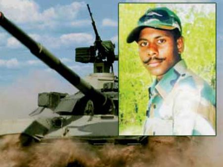 ஜம்மு-காஷ்மீரில் தீவிரவாதிகள் தாக்குதல்... கன்னியாகுமரியைச் சேர்ந்த ராணுவ வீரர் பலி...