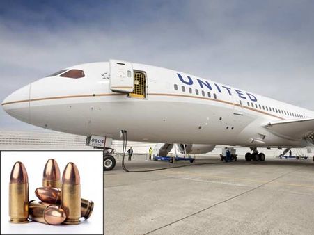 தெரியாமல் எடுத்து வந்த தோட்டாக்களை விமானத்தின் டாய்லெட்டில் பிளஷ் அவுட் செய்த விமானி