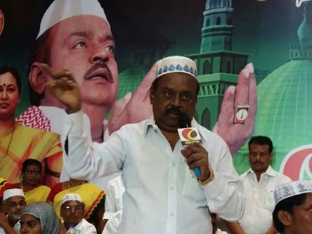 என் நண்பன் நலமடைய வேண்டும்: இஃப்தார் விருந்தில் உருகிய விஜயகாந்த்