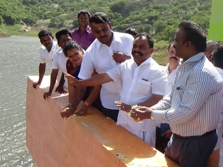 கார் சாகுபடிக்காக அடவி நயினார் அணையில் இருந்து நீர் திறப்பு