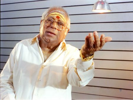 எம்எஸ் விஸ்வநாதன்... காற்றுள்ள வரை காதுகளில் ரீங்கரிக்கும் ஒரு மாபெரும் கலைஞன்!