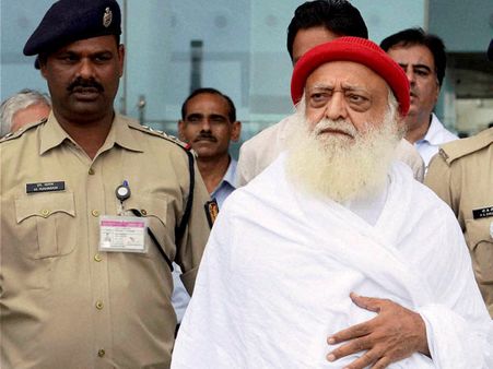 'சிறையுலக தாதா' ஆசாராம் பாபு.. தொடர்ந்து வேட்டையாடப்படும் அப்பாவி சாட்சிகள்... ஓயாத மரண ஓலம்