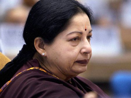 ஜெயலலிதா விடுதலையை எதிர்க்கும் வழக்கு: உச்ச நீதிமன்றத்தின் முன்னுள்ள 6 வாய்ப்புகள்...