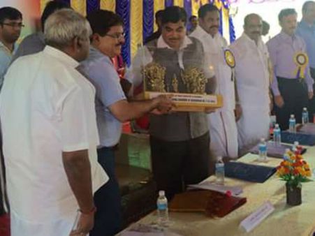 தமிழகத்தில் ரூ.2,838 கோடி மதிப்பில் நெடுஞ்சாலைப்பணிகள்... நிதின் கட்காரி அடிக்கல் நாட்டினார்