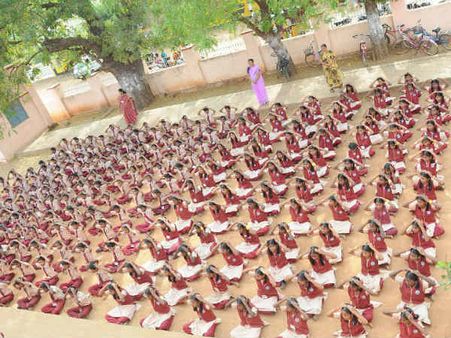 இப்படி ஒரு அழகான நகராட்சிப் பள்ளியை பார்த்துள்ளீர்களா..?