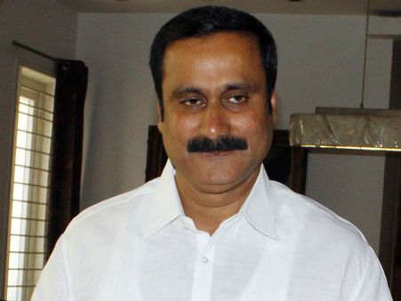 தம்பி தனுஷ், ரஜினியைப் பாருங்க, 'தம்'மை விட்டுடுங்க... அன்புமணியின் அன்பு வேண்டுகோள்