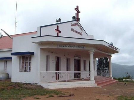 கொடைக்கானலில் கொலை வழக்கில் போதகர் மகன் கைது.. சர்ச்சை அடித்து நொறுக்கிய கிராம மக்கள்