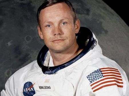 ஆம்ஸ்ட்ராங்கின் உடையை பாதுகாக்க 3 கோடி தேவையாம் - நிதி திரட்டும் அமெரிக்க மியூசியம்!