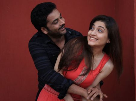 டீன் ஏஜில் உறவு கொள்வோர் எண்ணிக்கை மளமள சரிவு.. திருந்திவிட்டனரா, இயலவில்லையா?