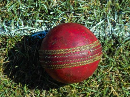 4 மாநிலங்களைச் சேர்ந்தோர் நடத்திய கிரிக்கெட் சூதாட்டம்.. ஹைதராபாத்தில் 13 பேர் கைது