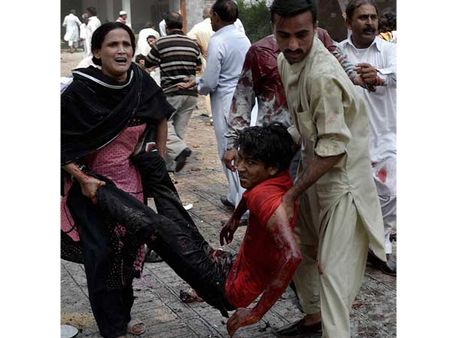 பெஷாவர் பள்ளி தாக்குதலில் இந்தியாவுக்கு தொடர்பு: பாகிஸ்தான் புது குண்டு