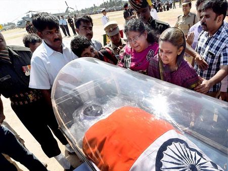 மக்கள் மனதில் விதைக்கப்படுவார் கலாம் - இன்று காலை 11 மணிக்கு ராமேஸ்வரத்தில் நல்லடக்கம்!