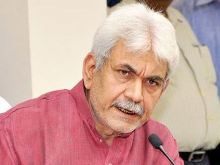 ரயில்னா நாலு எலி இருக்கத்தானே செய்யும்... சொல்வது ரயில்வே அமைச்சர்!