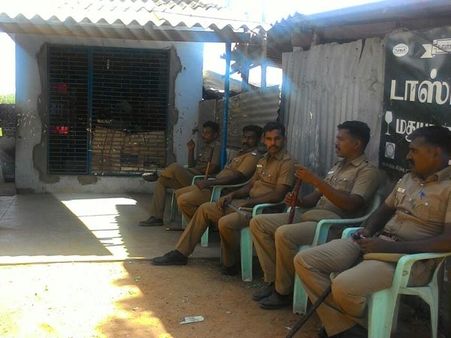 மதுவிலக்கு கோரி இன்று 'பந்த்'.....குடிகாரர்களுக்கு 80,000 போலீசார் பலத்த பாதுகாப்பு!!