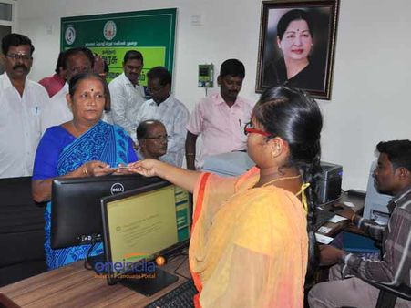 30 ரூபாய் செலவில் “பிளாஸ்டிக் ஆதார் கார்ட்”- தமிழக இ-சேவை மையங்களில் வாங்கிக்கோங்க!