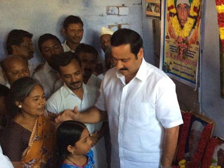 சசிபெருமாள் மகளின் படிப்பு செலவை பாமக ஏற்கும்: அன்புமணி ராமதாஸ்